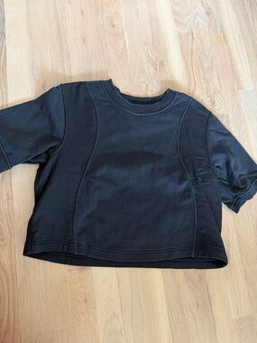 lululemon athletica Black Short Sleeve Crewneck Cropped Shirt